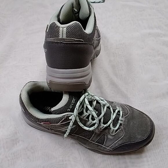HI TEC WATERPROOF HIKING WOMEN'S SHOES SIZE 8.5 - Picture 7 of 11